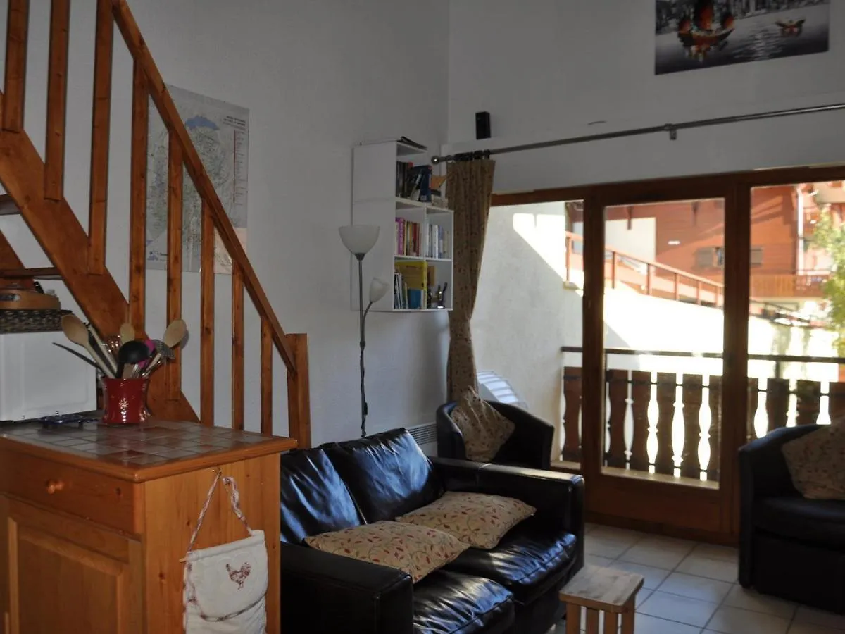 Appartement Cosy A Petit-Chatel, A 20M Des Pistes, Avec Garage Et Balcon! - Fr-1-693-4 Chatel